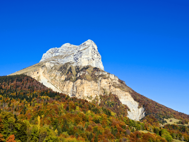 Massif de la Chartreuse 3 – LD Canva Massif de la Chartreuse 3 - LD Canva