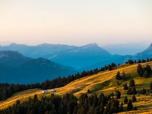 Le massif des Bauges Le massif des Bauges