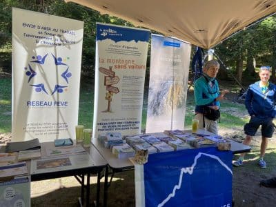 Stand de l'association Mountain Wilderness